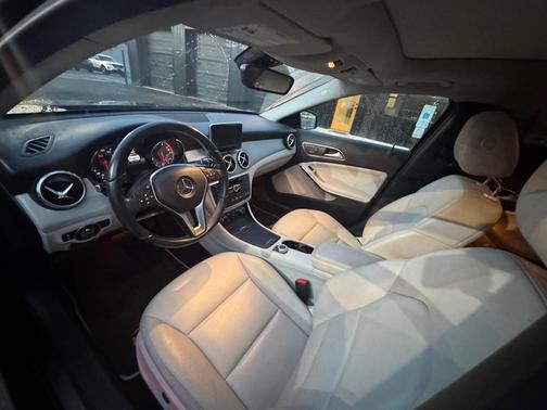 2015 Mercedes-Benz GLA-Class 4MATIC