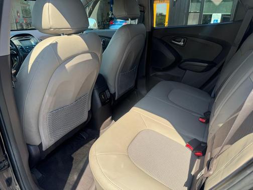Ash Black Mica 2015 Hyundai TUCSON Limited