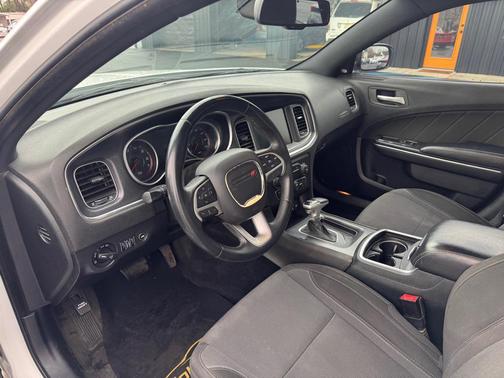 2015 Dodge Charger SXT