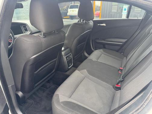 2015 Dodge Charger SXT