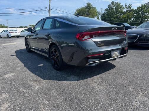 2022 Kia K5 EX