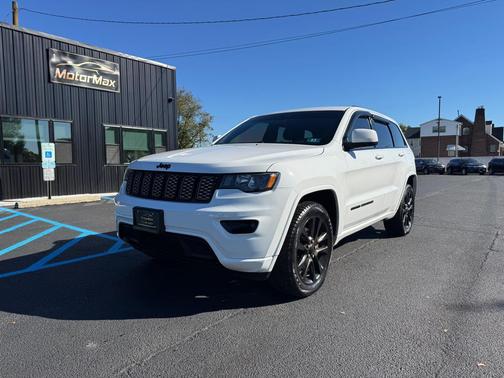 2018 Jeep Grand Cherokee Laredo E
