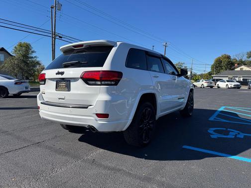 2018 Jeep Grand Cherokee Laredo E