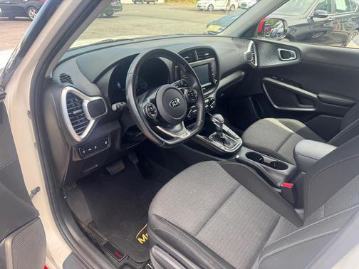 2020 Kia Soul GT-Line