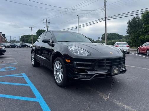BLACK 2015 Porsche Macan Macan Turbo