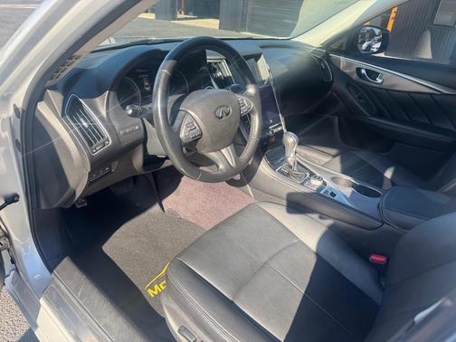 2016 INFINITI Q50 2.0T Premium