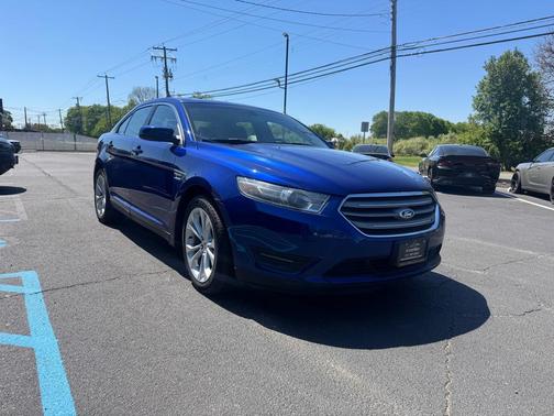 Deep Impact Blue 2013 Ford Taurus SEL
