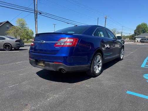 Deep Impact Blue 2013 Ford Taurus SEL
