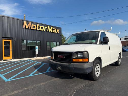 Summit White 2013 GMC Savana 1500 Work Van