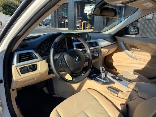 WHITE 2013 BMW 328 xDrive