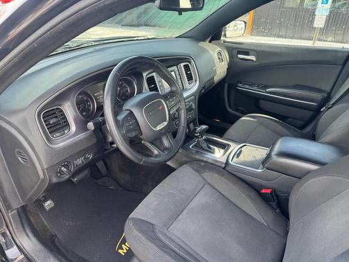 2015 Dodge Charger SE