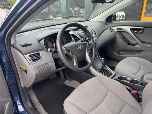 Windy Sea Blue 2014 Hyundai ELANTRA SE