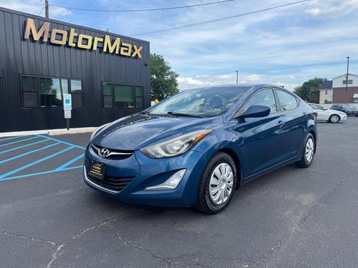 Windy Sea Blue 2014 Hyundai ELANTRA SE
