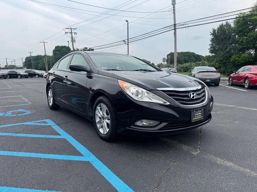 BLACK 2013 Hyundai SONATA GLS