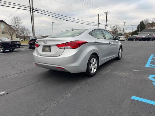2011 Hyundai ELANTRA GLS