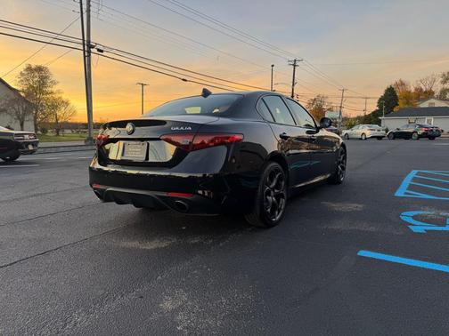 2018 Alfa Romeo Giulia Ti Sport