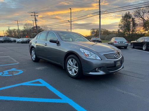 2011 INFINITI G25x Base