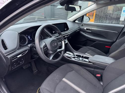 2023 Hyundai SONATA SE