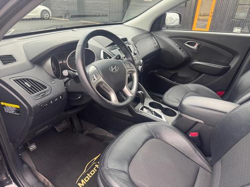 2013 Hyundai TUCSON GLS