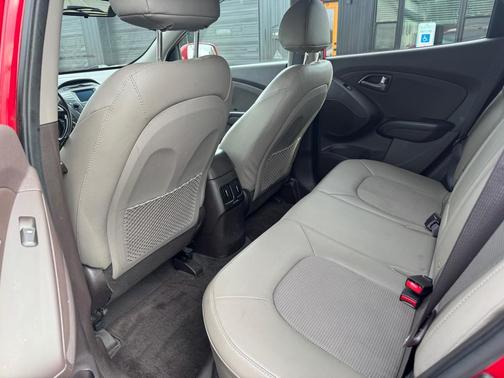 2014 Hyundai TUCSON SE