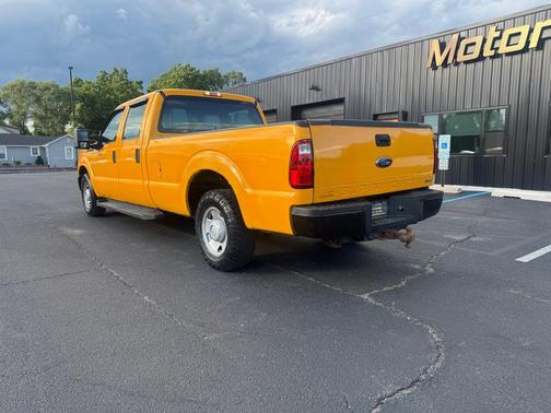 YELLO 2011 Ford F-350 SUPER DUTY