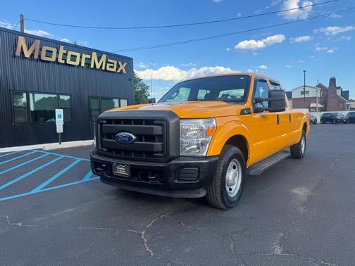 YELLO 2011 Ford F-350 SUPER DUTY