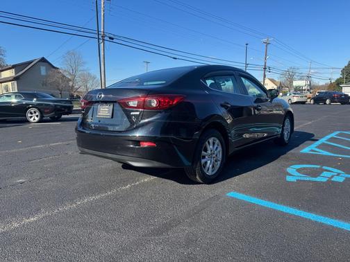 2016 Mazda Mazda3 SPORT