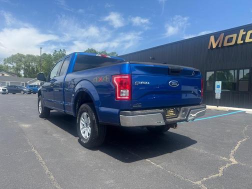 Lightning Blue 2017 Ford F-150 XLT