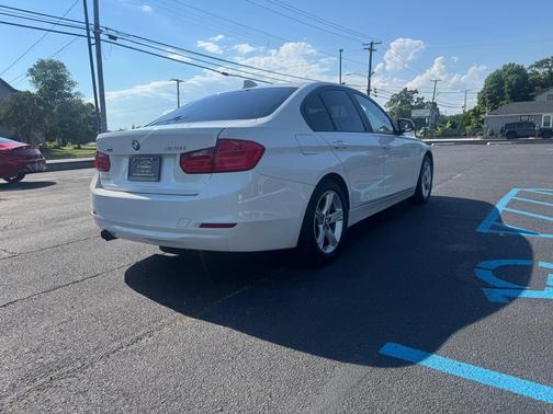 WHITE 2013 BMW 328 xDrive