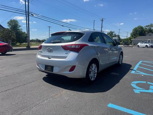 Shimmering Silver Metallic 2013 Hyundai Elantra GT Base