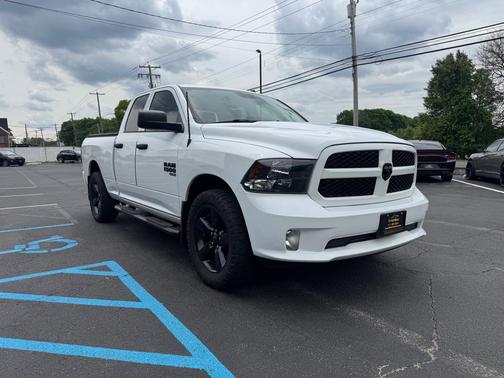 Bright White Clearcoat 2019 RAM 1500 Tradesman