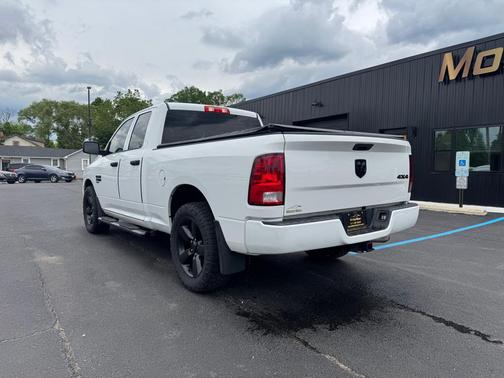 Bright White Clearcoat 2019 RAM 1500 Tradesman