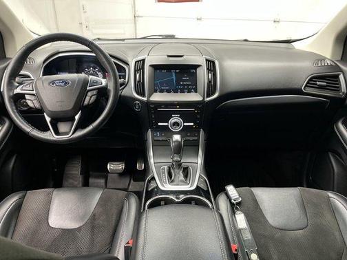 2018 Ford Edge Sport