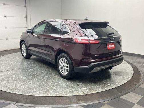 Burgundy Velvet Metallic Tinted Clearcoat 2024 Ford Edge SEL