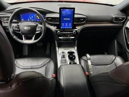 2022 Ford Explorer Platinum