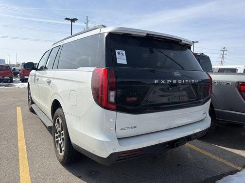 Star White 2025 Ford Expedition Max Active