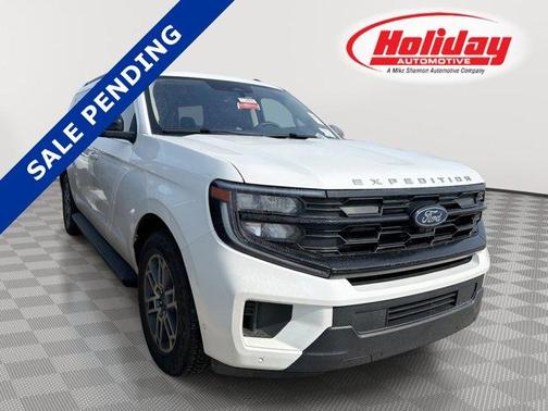 Star White 2025 Ford Expedition Max Active