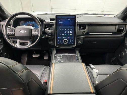 2022 Ford Expedition Platinum