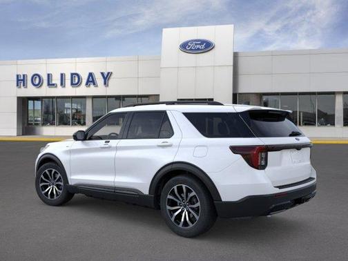 Star White 2026 Ford Explorer ST-Line