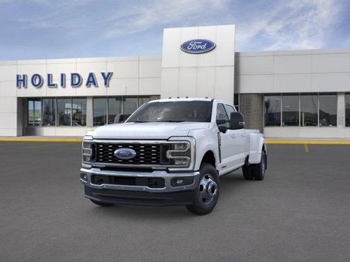 Star White 2026 Ford F-350 Lariat Super Duty
