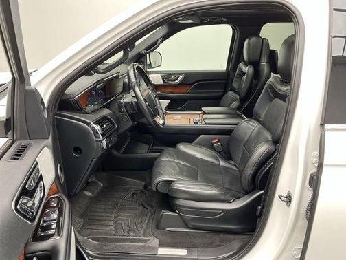 2020 Lincoln Navigator L Reserve