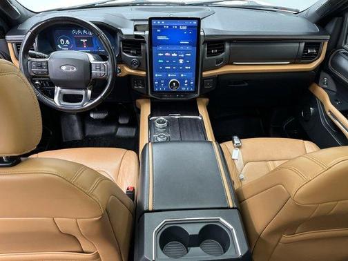 Star White 2022 Ford Expedition Max Platinum