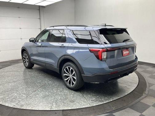 Vapor Blue Metallic 2026 Ford Explorer ST-Line