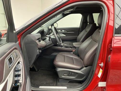 Rapid Red Metallic Tinted Clearcoat 2025 Ford Explorer Platinum