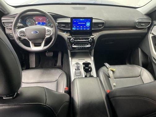 Atlas Blue Metallic 2021 Ford Explorer Limited