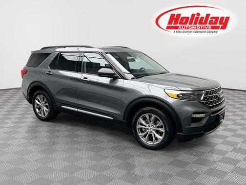 Carbonized Gray Metallic 2022 Ford Explorer XLT