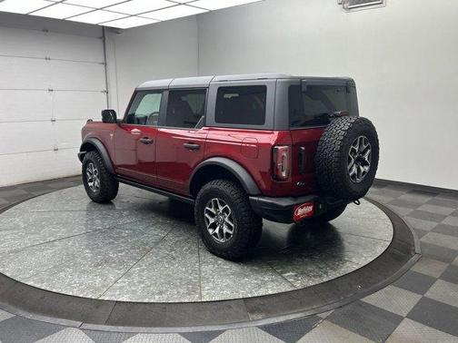 Ruby Red Metallic Tinted Clearcoat 2025 Ford Bronco Badlands