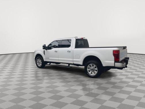 Star White 2022 Ford F-250 Platinum