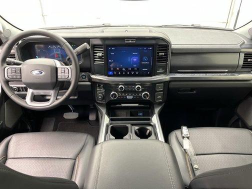 2025 Ford F-350 Lariat Super Duty