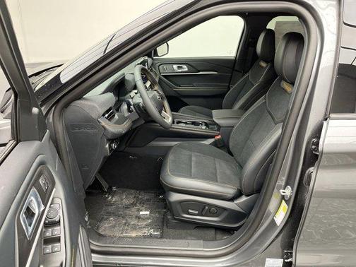 Carbonized Gray Metallic 2026 Ford Explorer Tremor